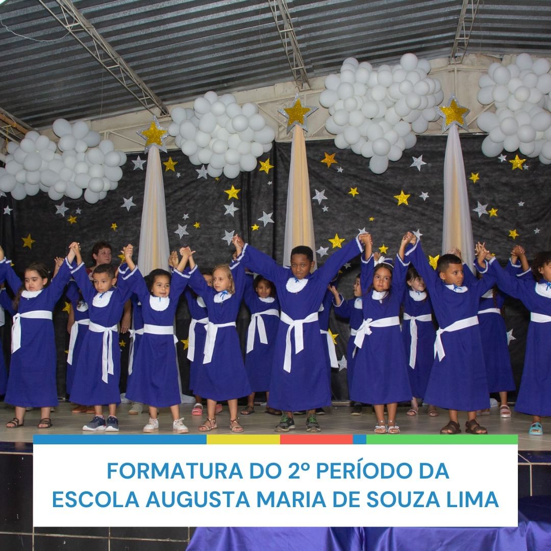 Formatura do 2º período da Escola Augusta Maria de Souza Lima